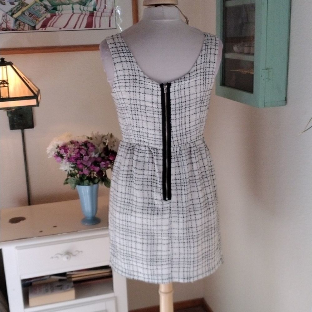 Forever 21 Plaid Woven Dress - Picture 5 of 10